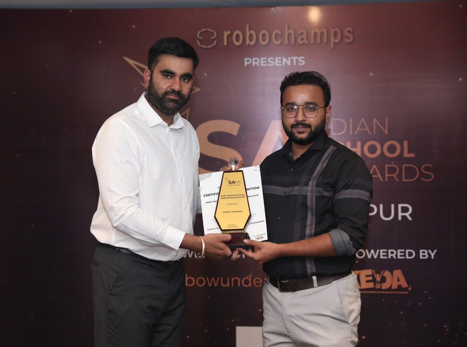 Briwon Academy receiving the Most Trusted Digital Marketing Institute award at the Indian School Awards, Jaipur